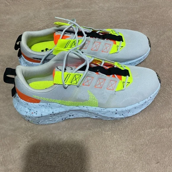 Womens nike - Picture 2 of 6